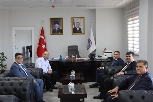 Iğdır Üniversitesi Rektörü Prof. Dr. Ekrem Gürel’den Belediyemize Nezaket Ziyareti.